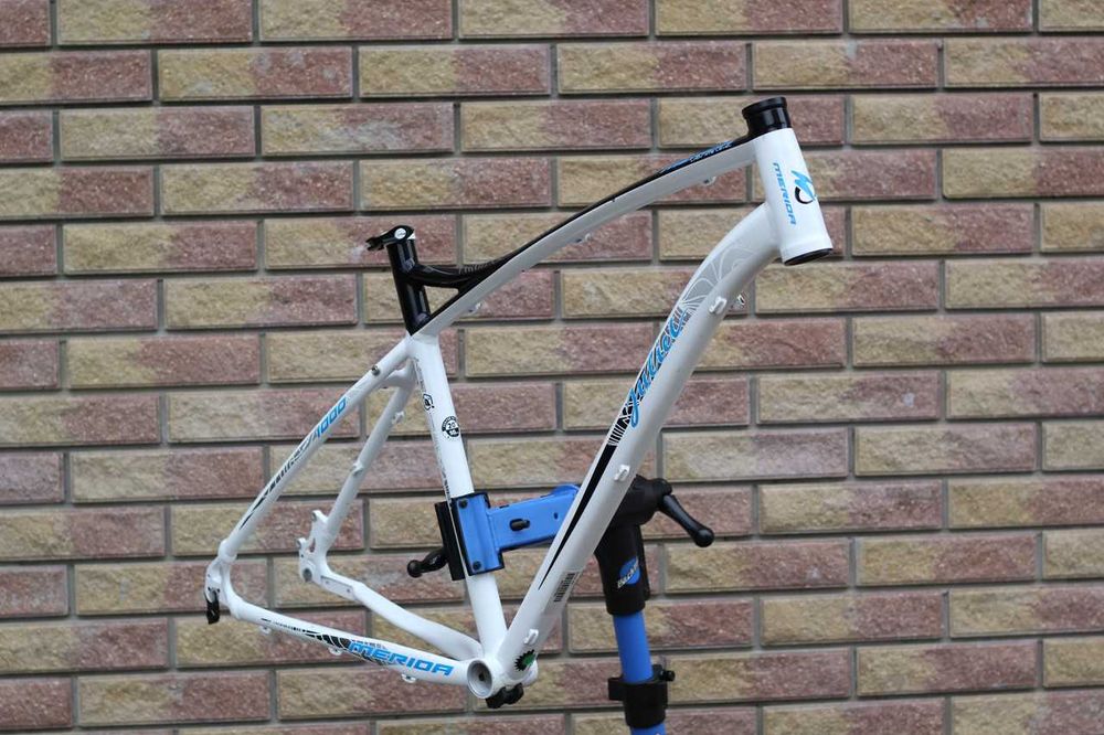 Рама 26: Merida HFS Juliet 1000 L/20/50