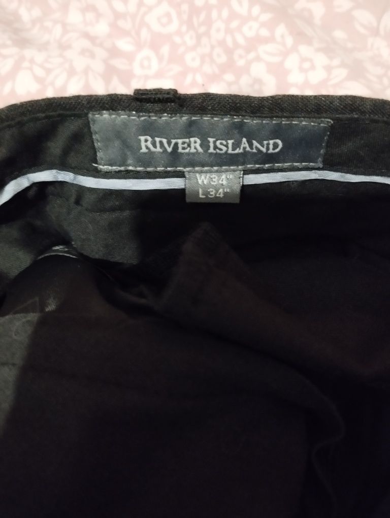 Брюки чоловічі класичні River Island