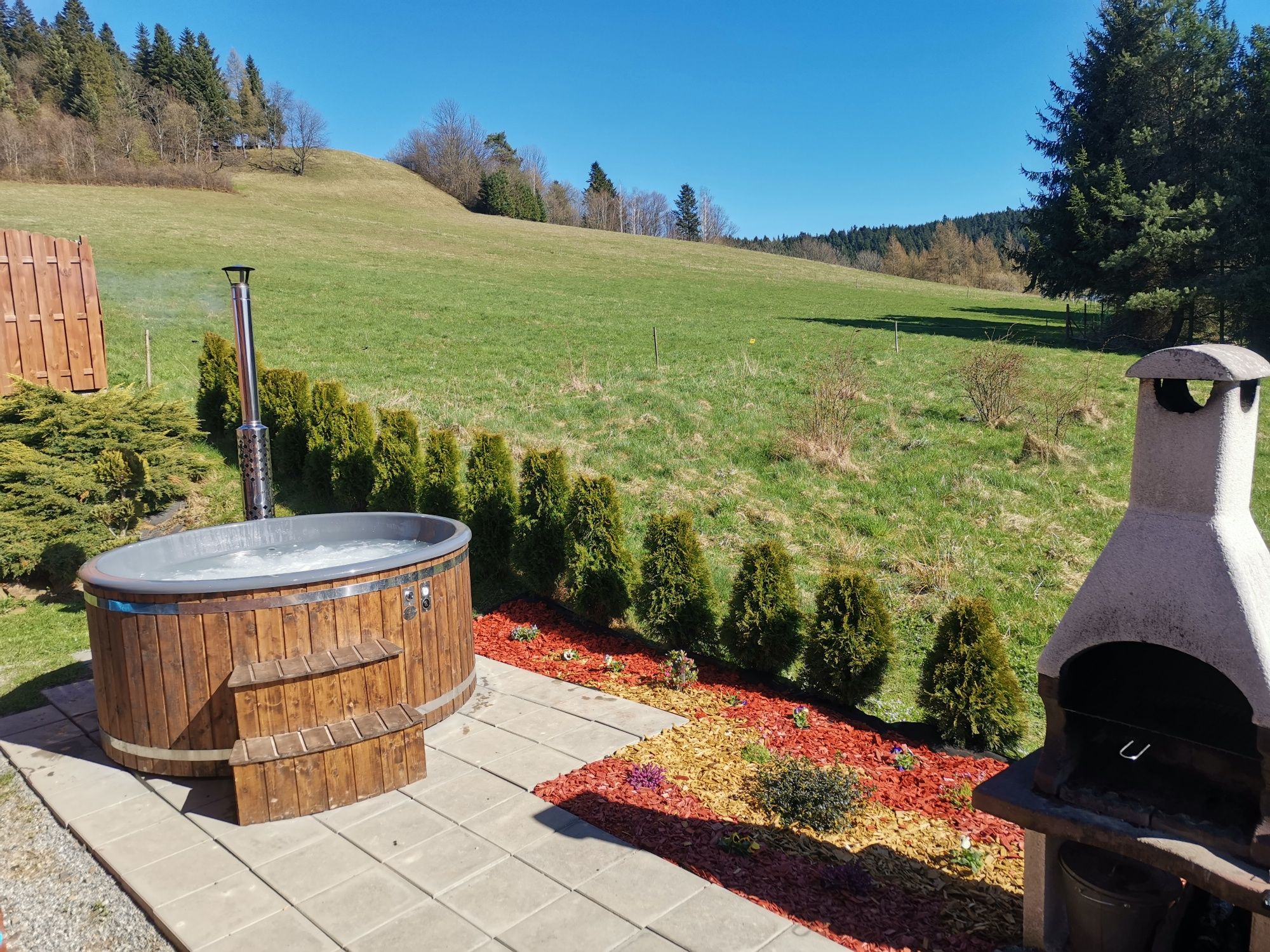 Domek z balią jacuzzi Bieszczady, Zawóz, Solina