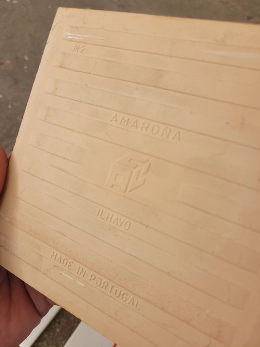 Azulejo Antigo Mobil / Firestone