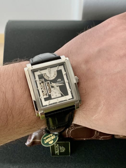 Чоловічий годинник Orient HAD004B0