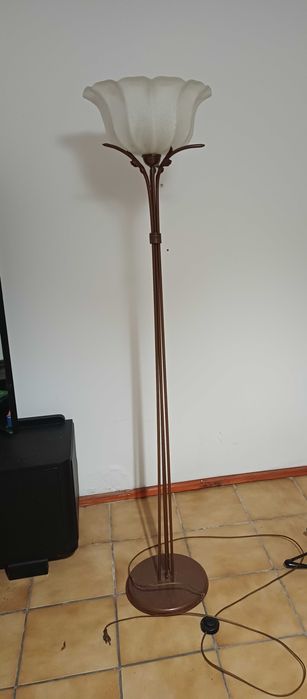 Lampa stojąca, mosiężna