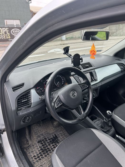 Skoda Fabia 1.2 tsi bezwypadkowy polski salon.