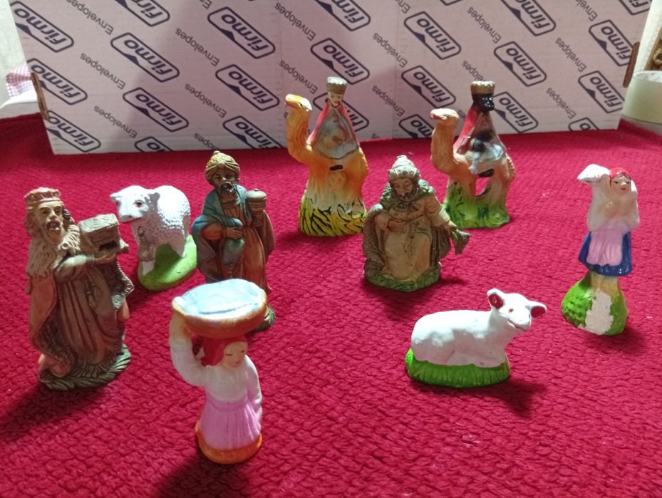 Natal - Peças do Presépio em barro