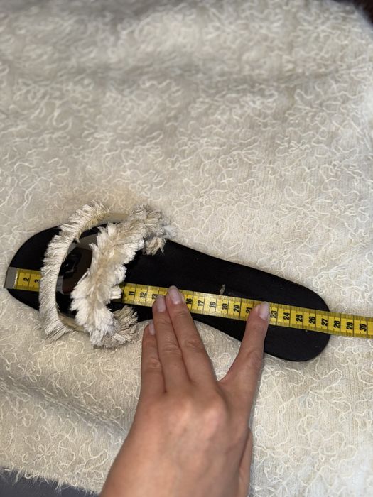 Zara klapki boho frędzle 41 złote blaszki glamour lustrzane