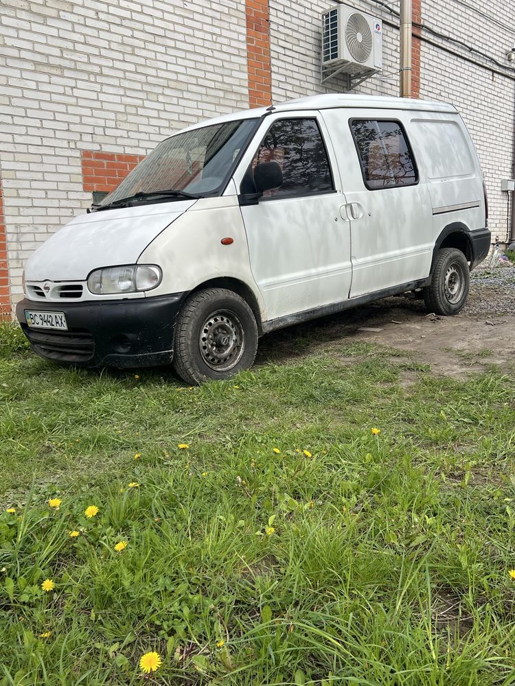 Nissan Vanette 2,3 d міроавтобус