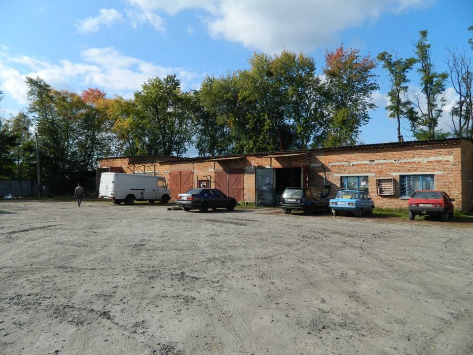 Продам виробництв. складську базу + 1,167 га земля м Корюківка