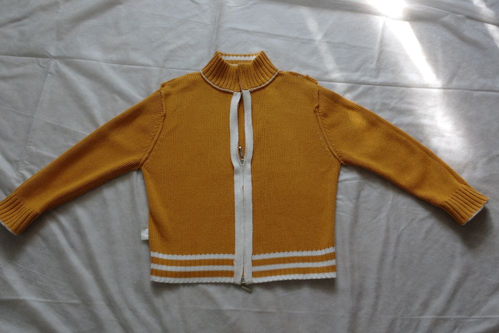 Новый короткий свитер , размер s- m хлопок