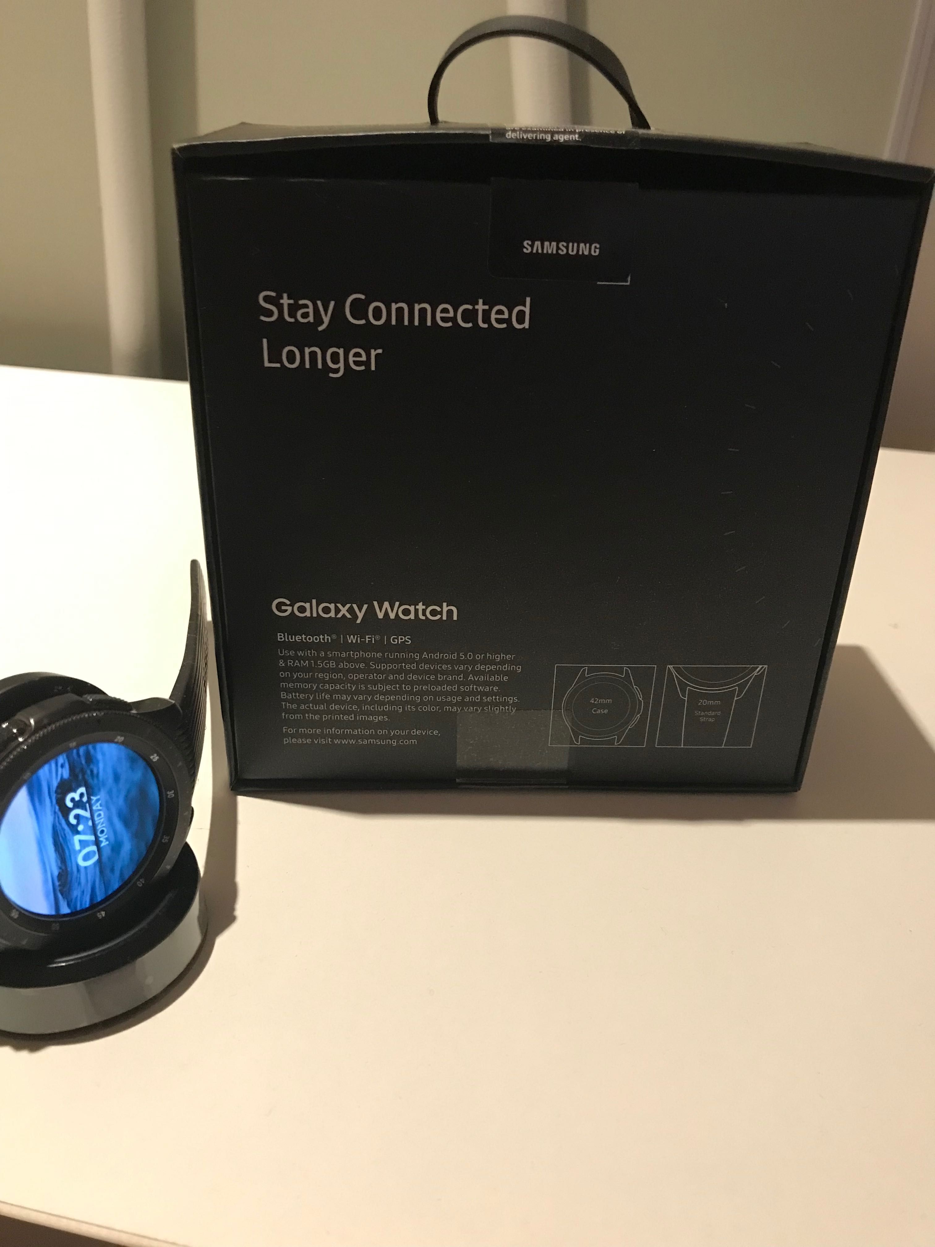 Samsung Galaxy Watch R810, 42мм