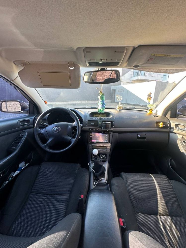 Toyota avensis t25