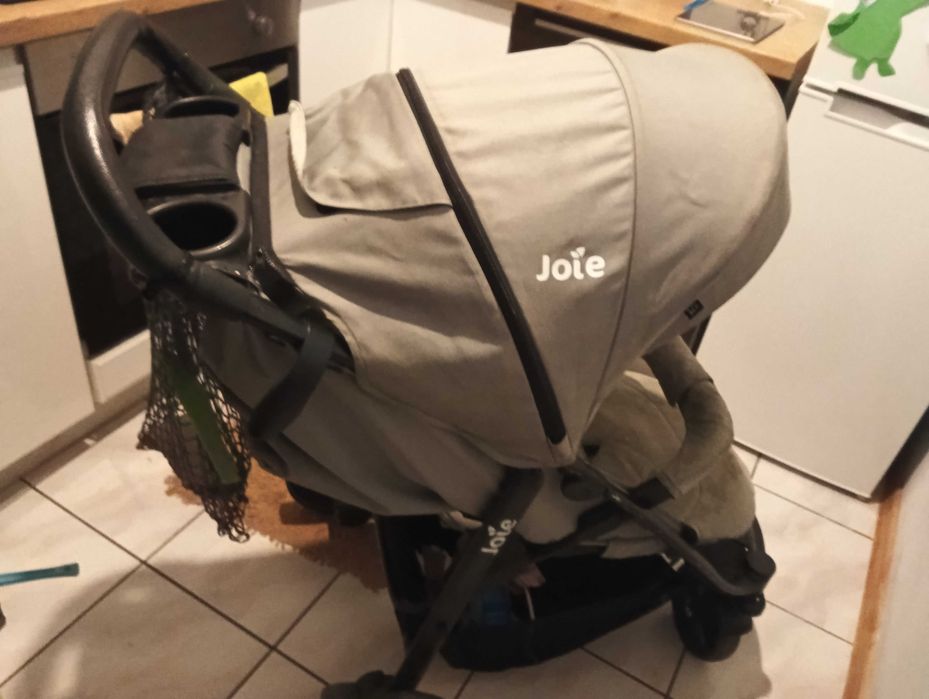 Wózek spacerowy  dla dziewczynki lub chlopca