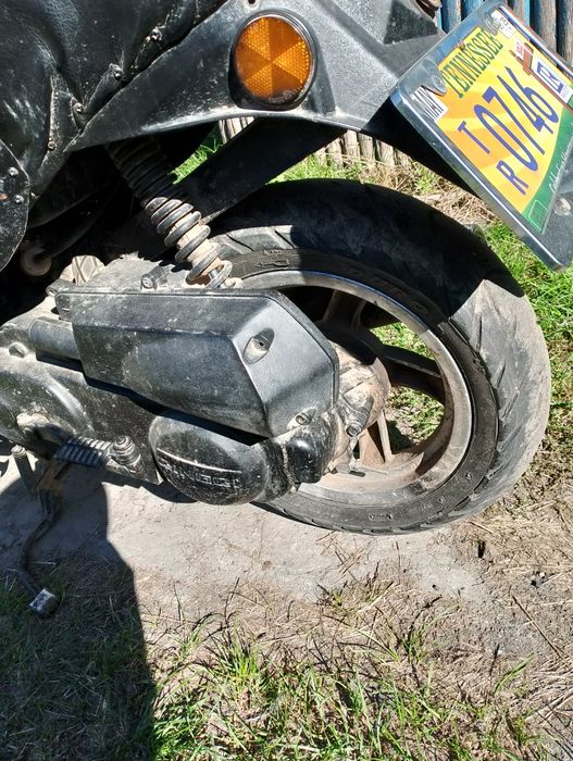 Продам Скутер на бензині