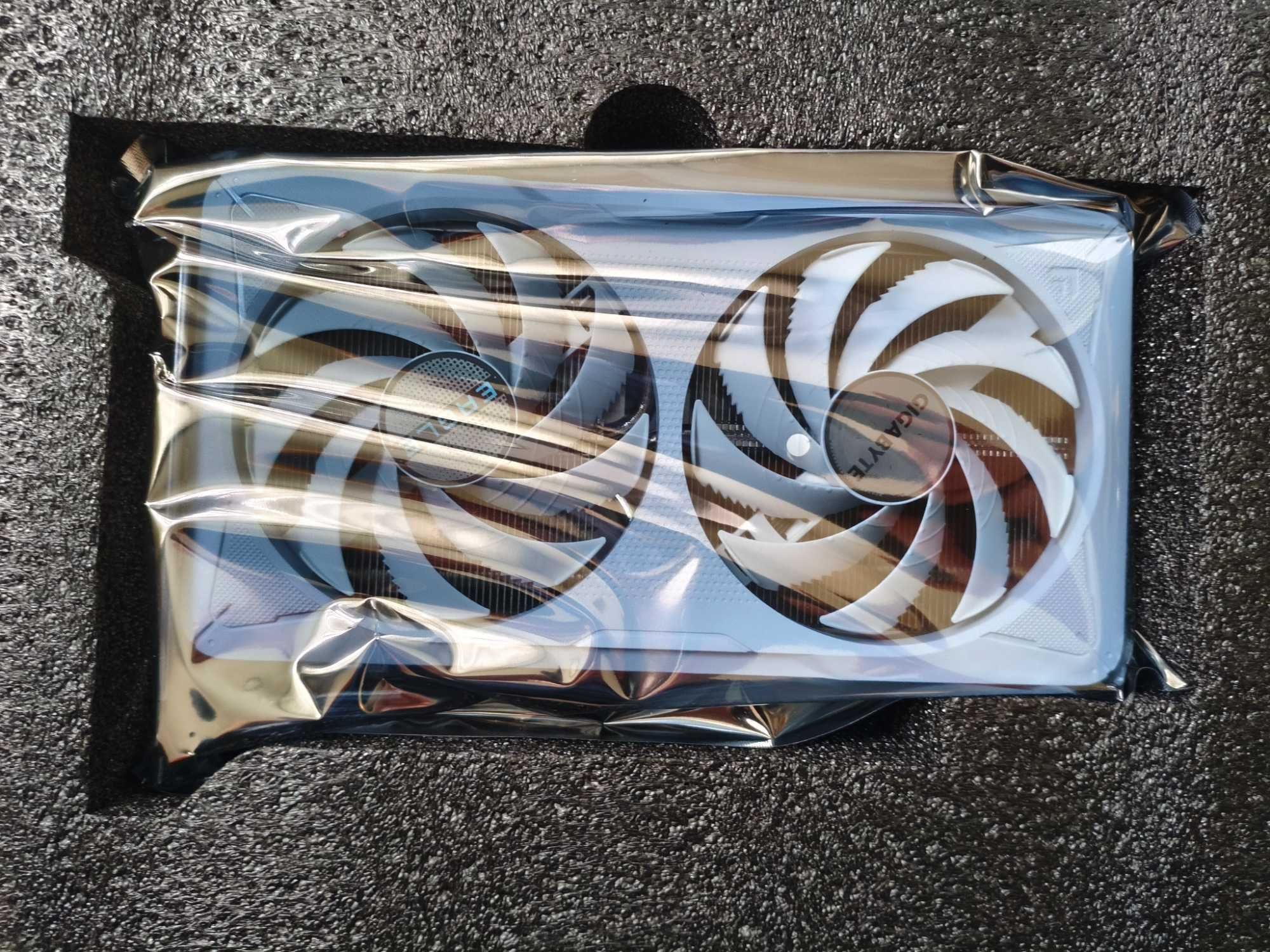 Відеокарта GIGABYTE GeForce RTX 5060 EAGLE OC 8G