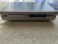 Yamaha CDX - 596