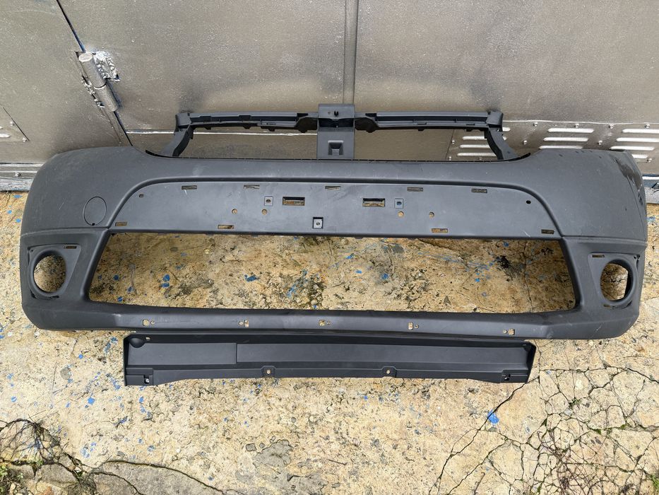 Бампер Дачія Сандеро