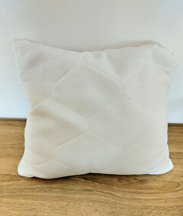 Nowa poduszka 40x35 cm Jasiek wkład
