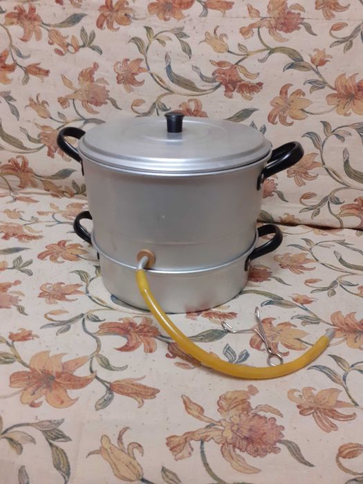 Sokownik aluminiowy 2,6 litrowy z PRL