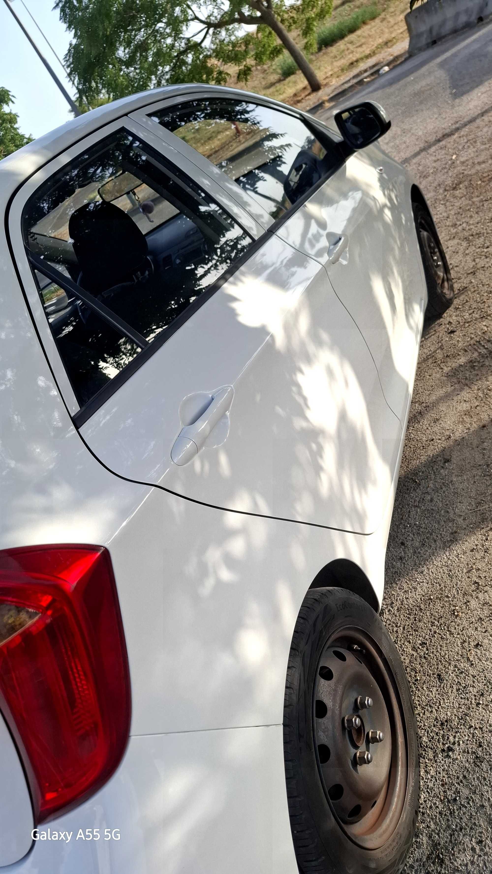 Kia Picanto muito conservado