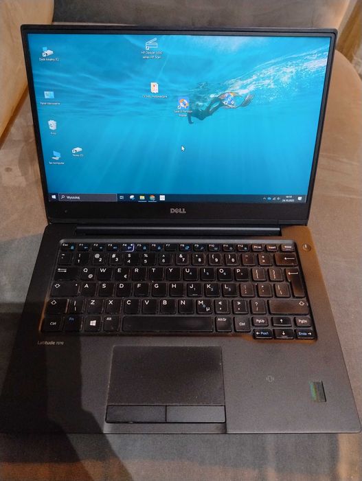 Dell Latitude 7370 Intel m5 Win10 64bit  Pro 8GB RAM 256GB SSD