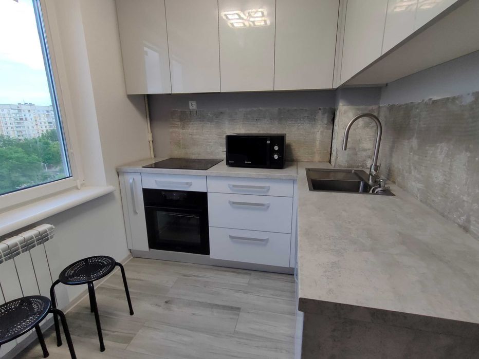 1 кім квартира з Євро ремонтом навпроти Дафі м.Салтівська/Героїв Праці