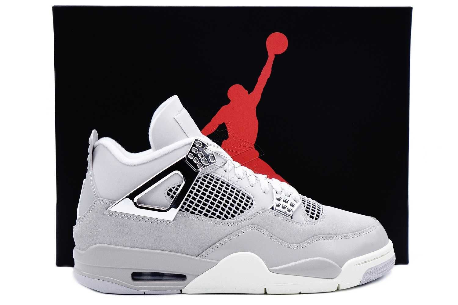 Nike AIR JORDAN 4 Frozen Moments / AQ9129–001