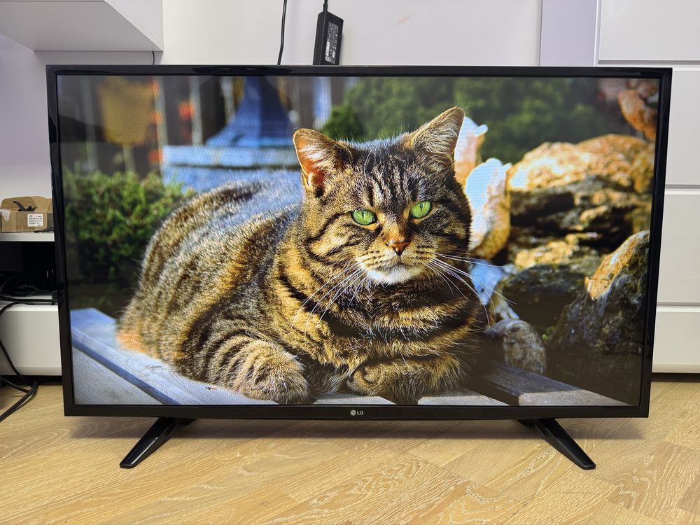 Телевізор LG 43LF510V / SMART GTX-R2i / Full HD