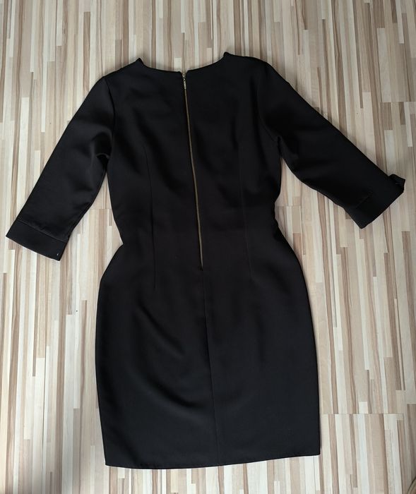 Sukienka biurowa czarna Ombre 38