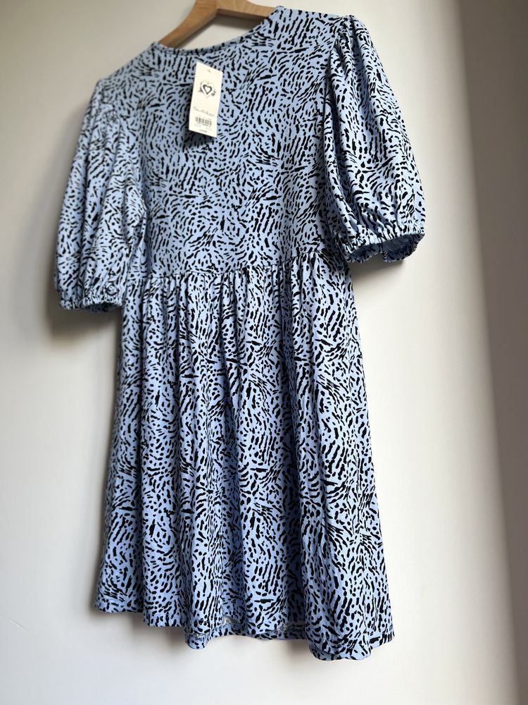 NOWA niebieska sukienka z czarnym wzorem miss selfridge asos  40