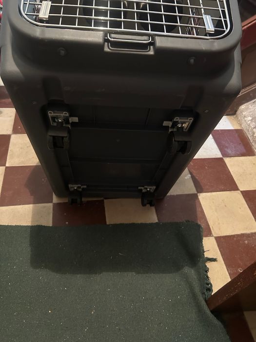 Caixa de transporte para cão 80x64 cm