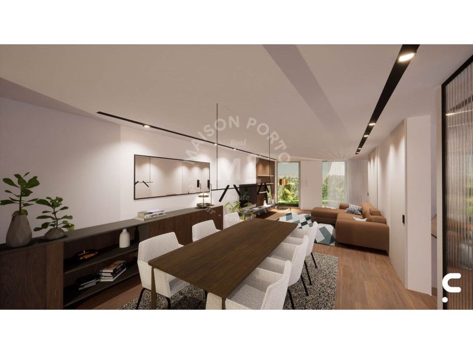 Moradia T3+1 (Escritório) inserido em Condomínio Residencial com Te...
