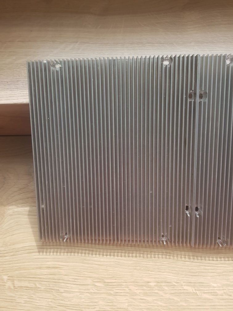 Sprzedam radiator aluminiowy 2 sztuk