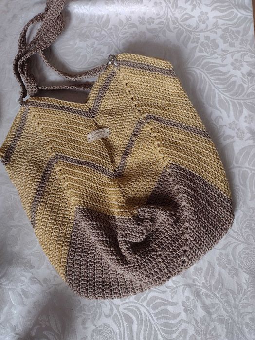 Torebka robiona na szydełku