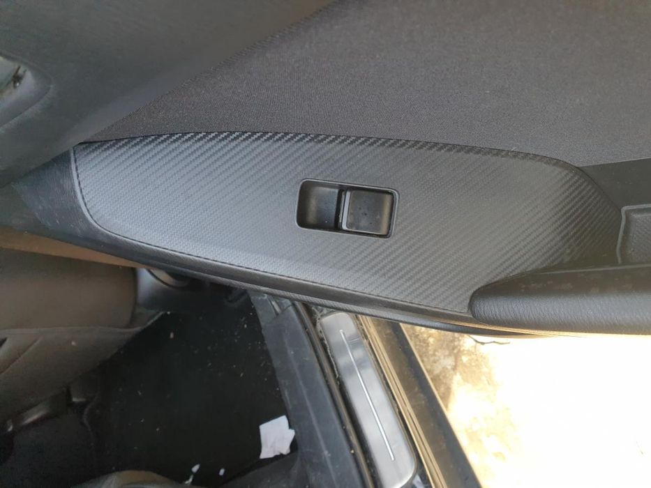 Comando / botão / interruptor vidros trás direito MAZDA 3 (BM)