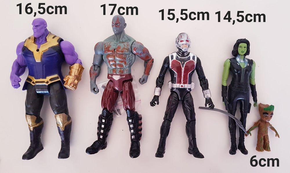 Avengers 16cm Articulados (Portes Incluídos)