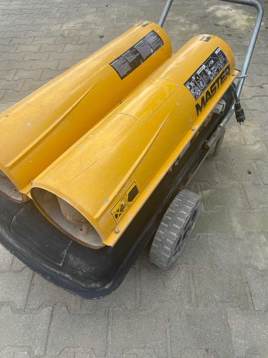 Nagrzewnica olejowa spalinowa master 88 kw 2x 44 kw