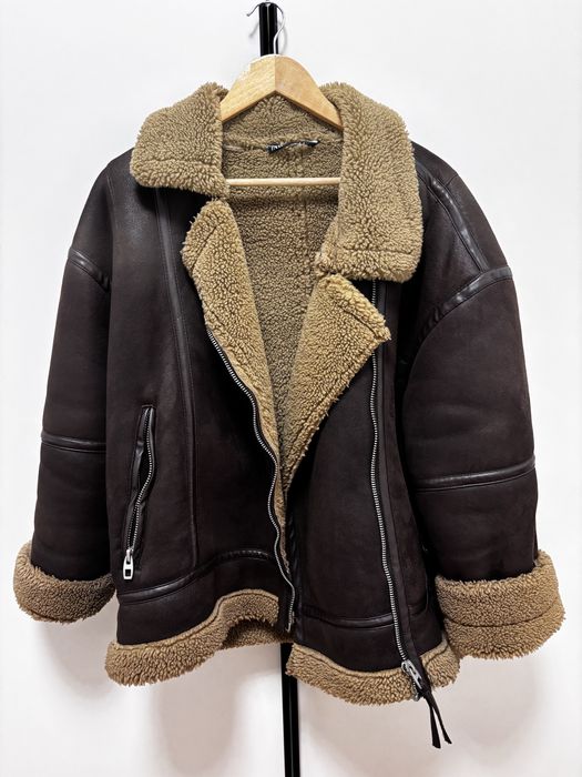 Дублянка Zara розмір М коричнева