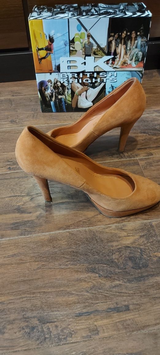 Buty szpilki 39 rude