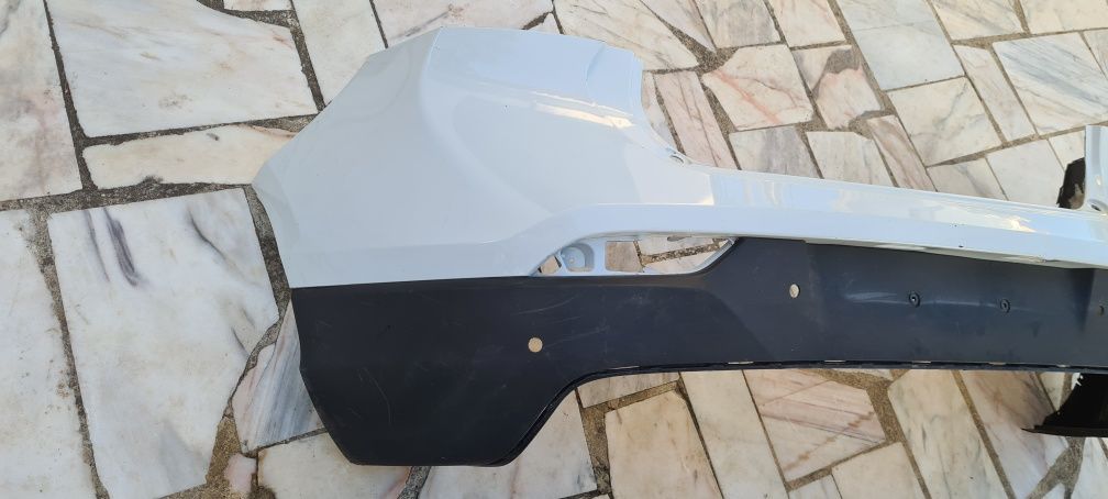 Para-choques volvo v40cc