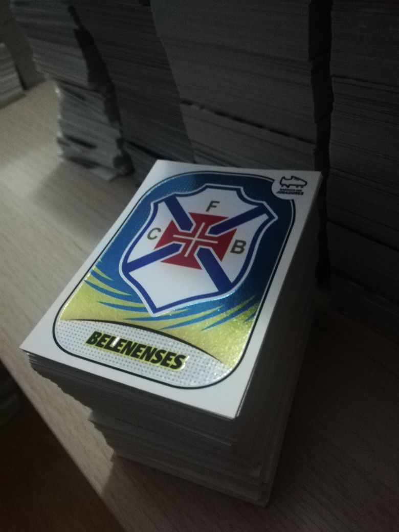 Lote 200 cromos diferentes Futebol 2018-19