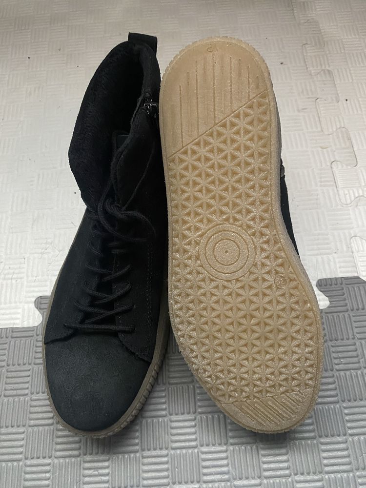 Женские ботинки Tamaris. 39р.