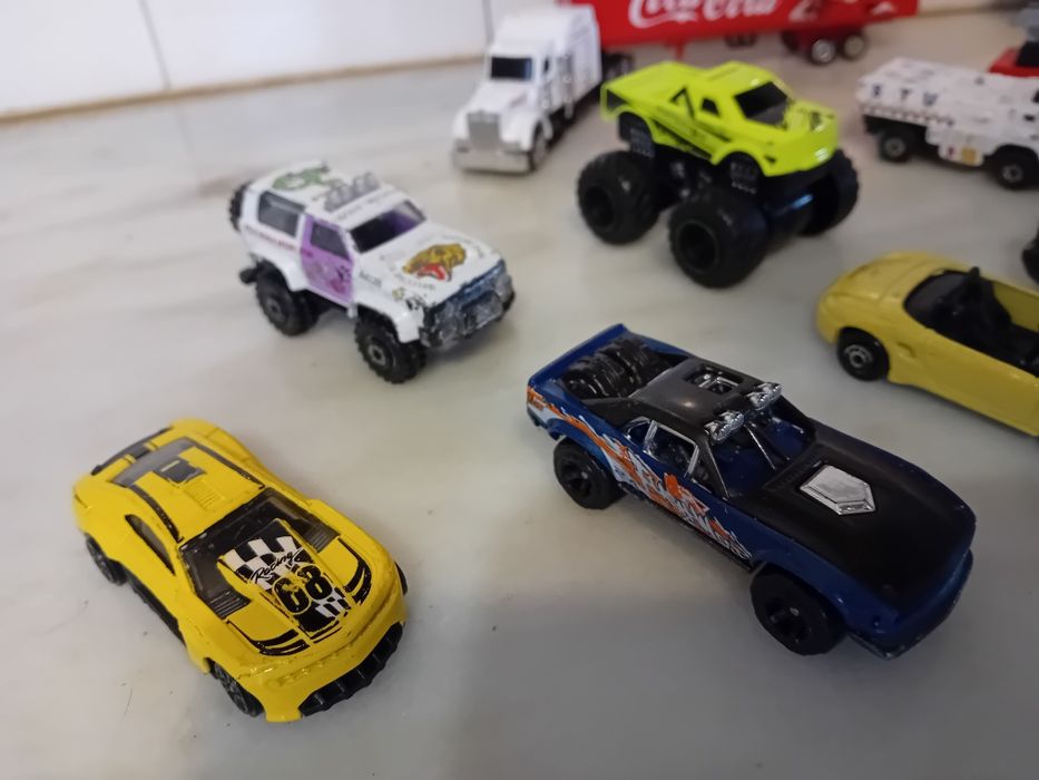 Conjunto de Carrinhos Hotwheels/Outros