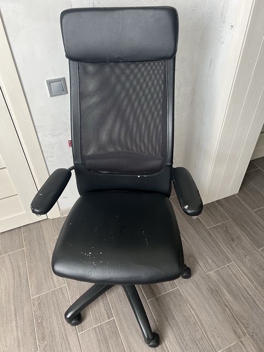 Офісне крісло EASY CHAIR