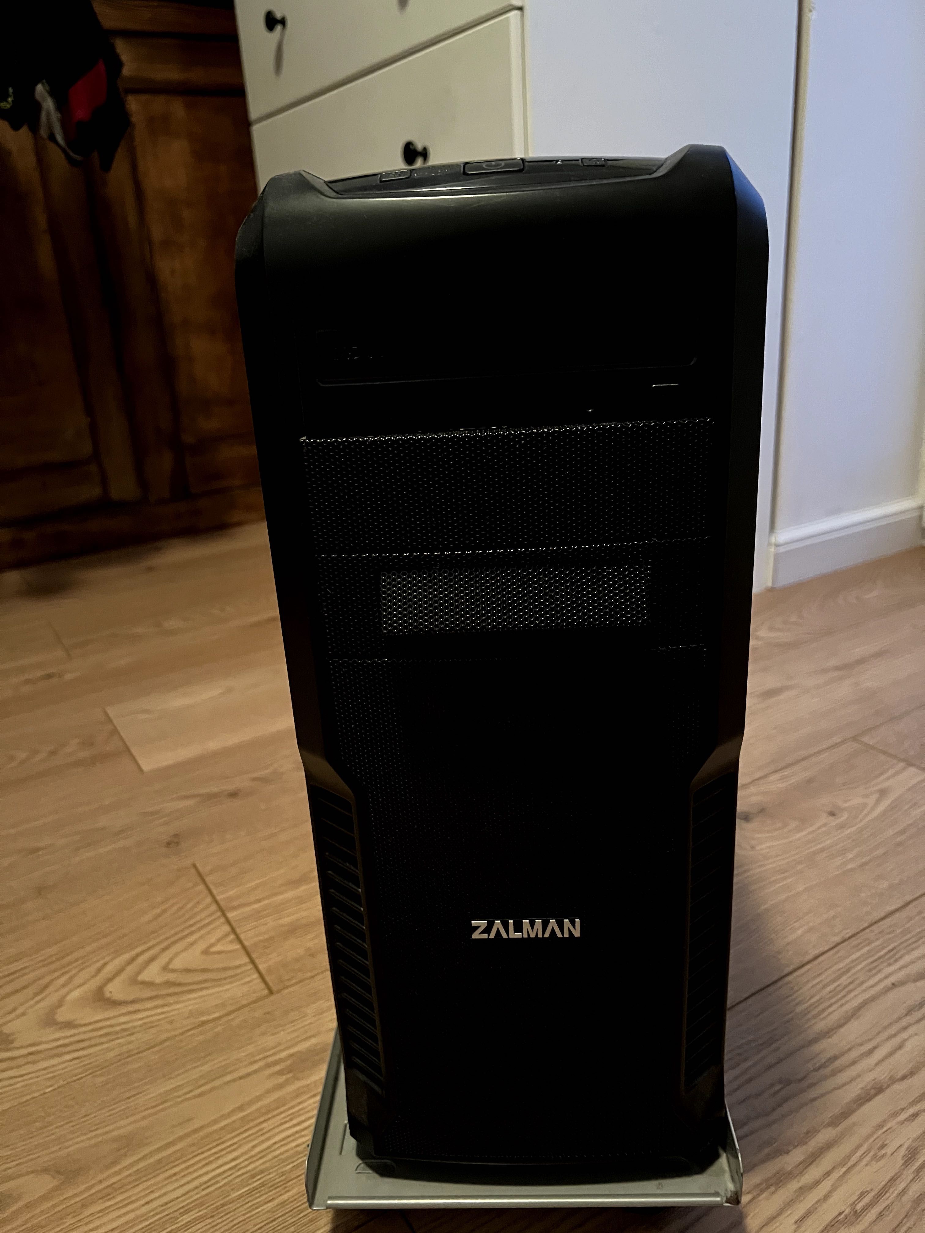 Komputer  PC Zalman