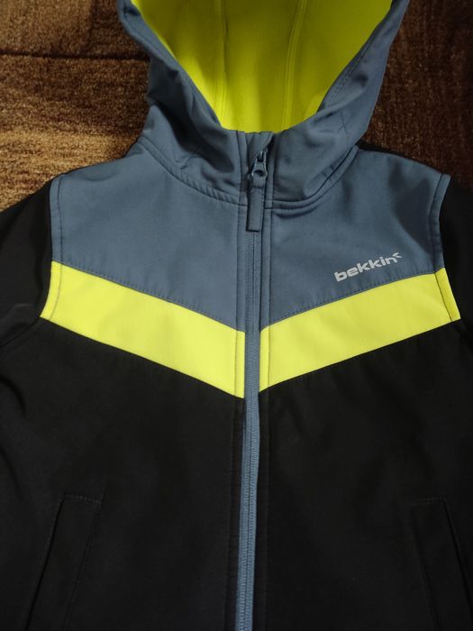 Дитяча вітрова bekkin вітро- водонепроникна