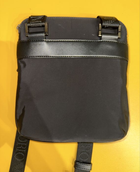 Продається оригінальна сумка Emporio  Armani.