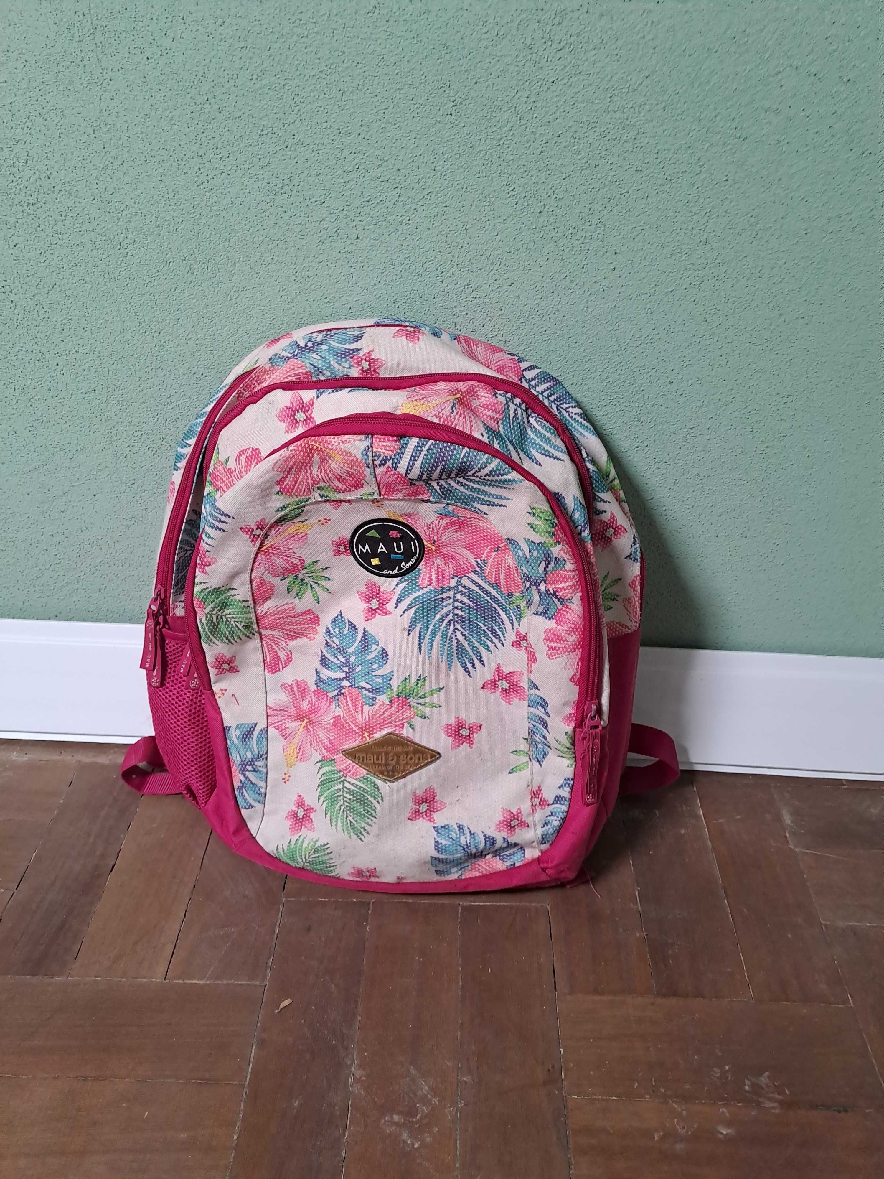 Mochilas escolares de menina