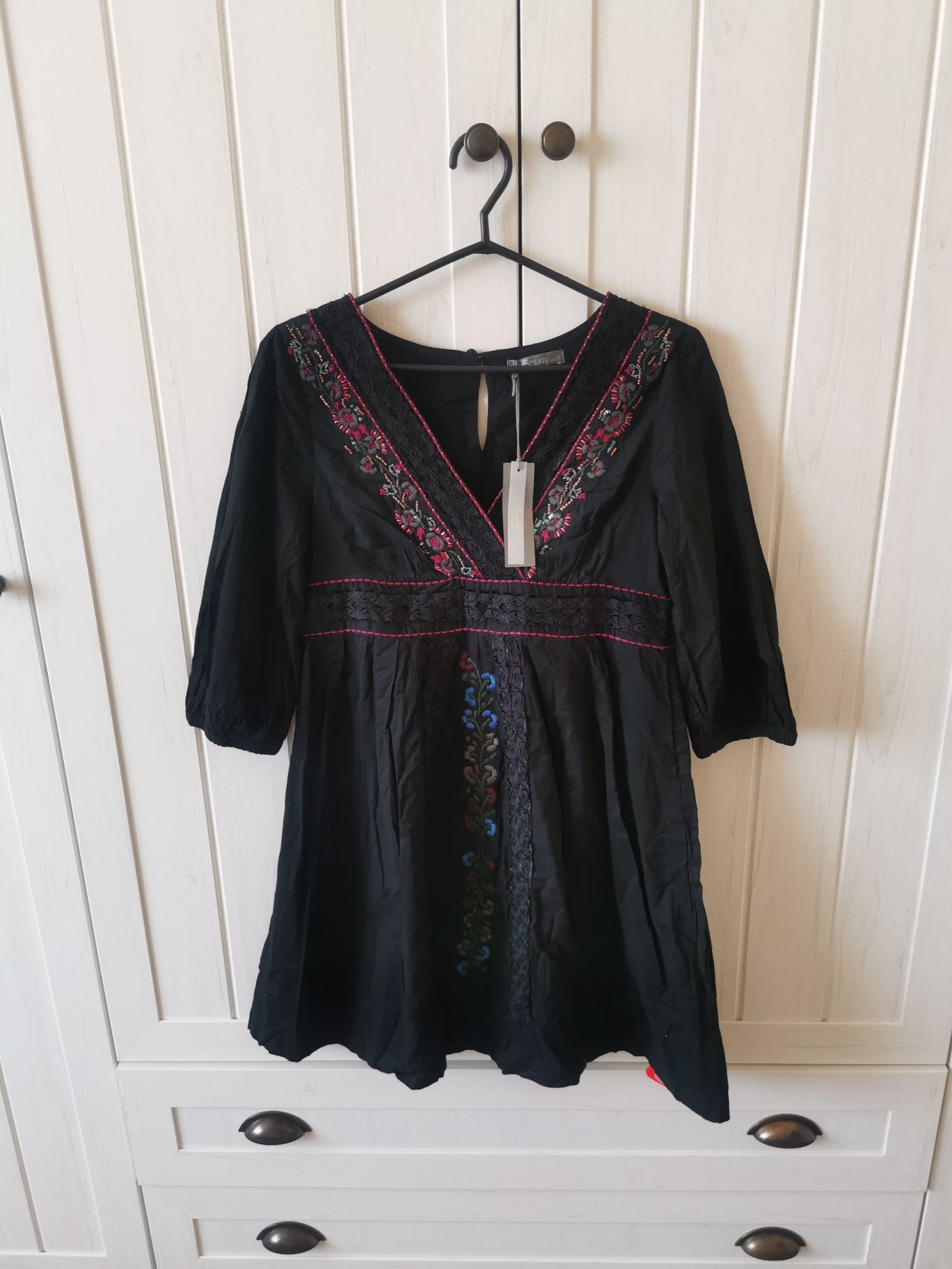 Sukienka boho etniczna wzorki hafty folkowa folk