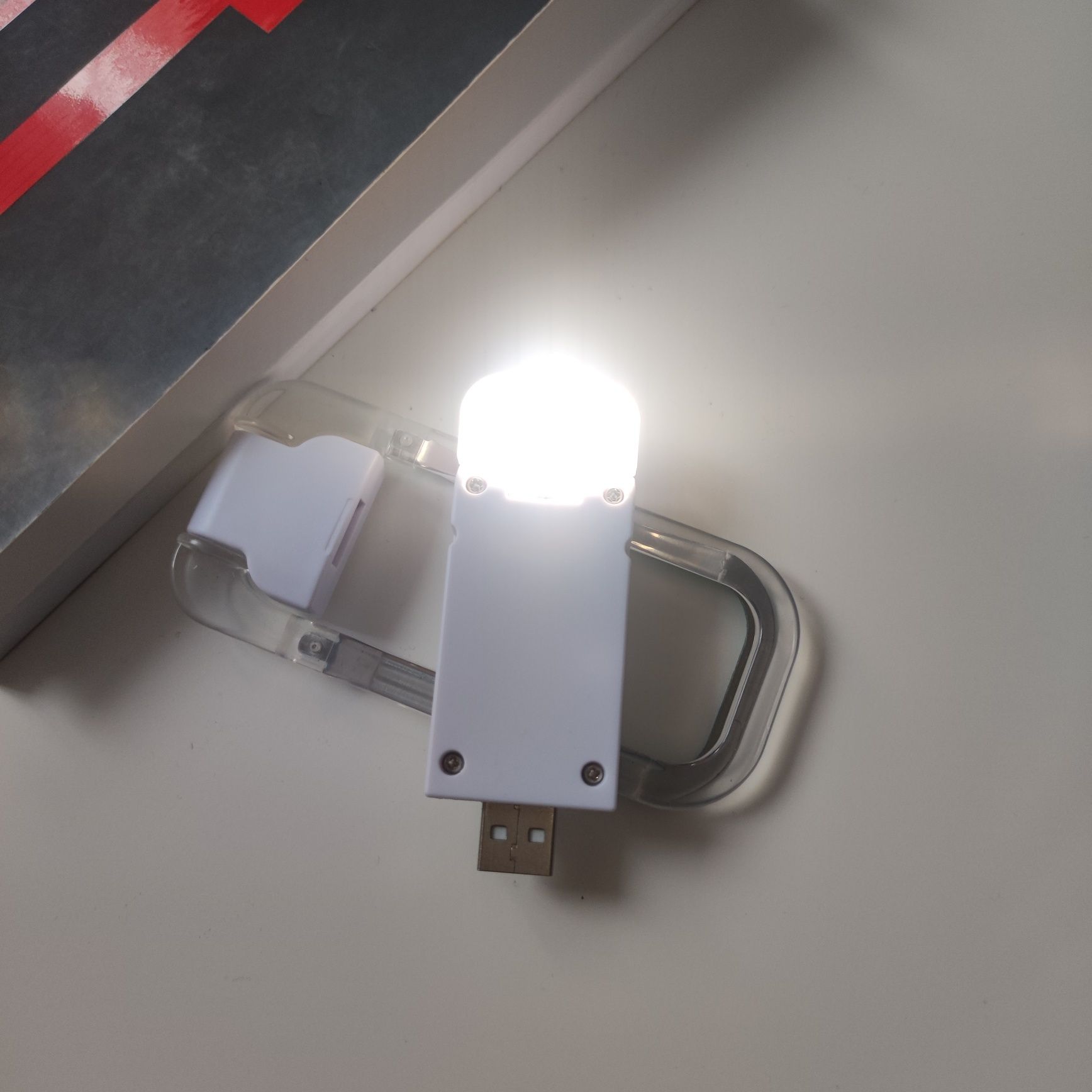 Lampka do czytania książek, zaciskowa LED z akumulatorem