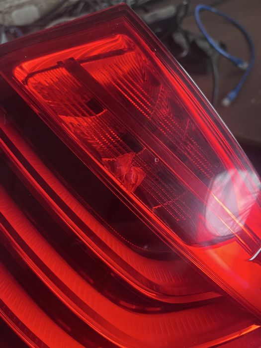 Фонарь задний правый ,стопы,ліхтарі bmw f10 lci рест