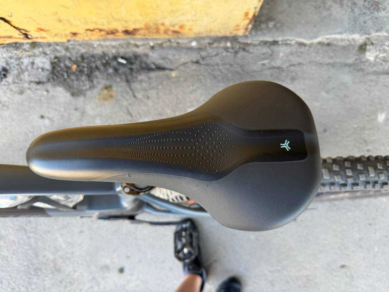 Карбоновий електровелосипед Cube elite c62 eBike